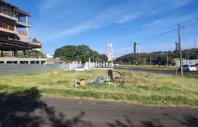 Imagem: O terreno possui 1219m² de Área e está localizado em Santa