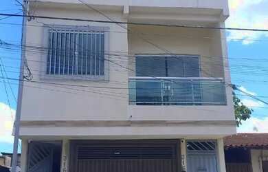 Imagem: A casa possui 3 Dormitórios, 4 Banheiros e 140m² de Área