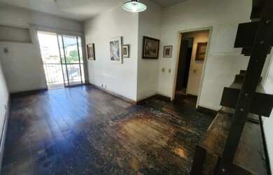 Imagem: O apartamento possui 1 Dormitório, 2 Banheiros, 1 Vaga na garagem