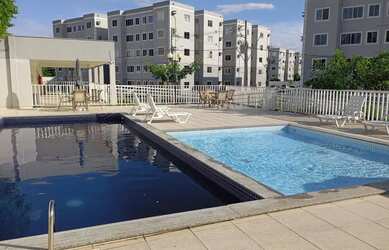 Imagem: O apartamento possui 2 Dormitórios, 1 Banheiro, 1 Vaga na garagem