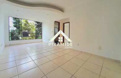 Imagem: O apartamento possui 2 Dormitórios, 1 Banheiro, 2 Vagas na