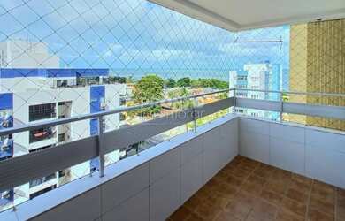 Imagem: O apartamento possui 3 Dormitórios, 1 Banheiro, 1 Vaga na garagem