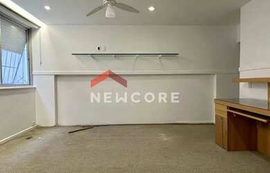 Imagem 12: Apartamento em Rua General Venâncio Flores - Leblon - Rio de Janeiro/RJ