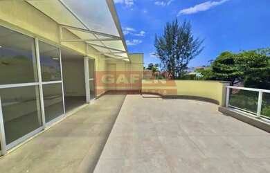 Imagem: O apartamento na cobertura possui 3 Dormitórios, 5 Banheiros