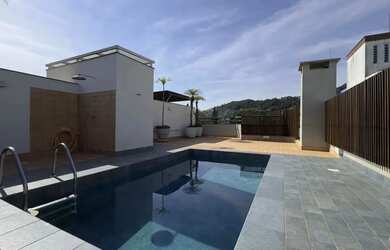 Imagem: O apartamento na cobertura possui 3 Dormitórios, 5 Banheiros