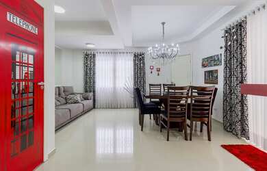 Imagem 2: Este Sobrado em Condomínio é tudo que você sempre quis. Aconchegante,...