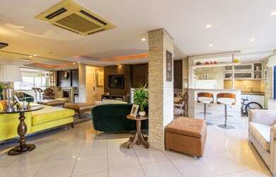 Imagem: O apartamento possui 3 Dormitórios, 3 Banheiros, 2 Vagas na