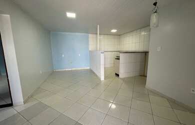 Imagem 10: Brazil Imobiliaria Vende Boa Casa na QC 01 de Santa Maria