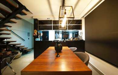 Imagem: O apartamento possui 1 Dormitório, 2 Banheiros, 2 Vagas na