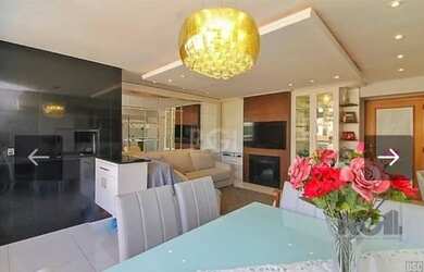 Imagem: O apartamento possui 3 Dormitórios, 2 Banheiros, 2 Vagas na