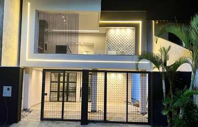 Imagem: A casa em condomínio possui 3 Dormitórios, 4 Banheiros, 2