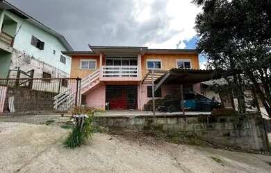 Imagem: A casa possui 2 Dormitórios, 1 Banheiro, 97m² de Área e