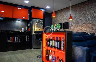 Imagem: O apartamento possui 2 Dormitórios, 1 Banheiro, 2 Vagas na