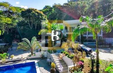 Imagem: A casa possui 5 Dormitórios, 5 Banheiros, 150.000m² de Área