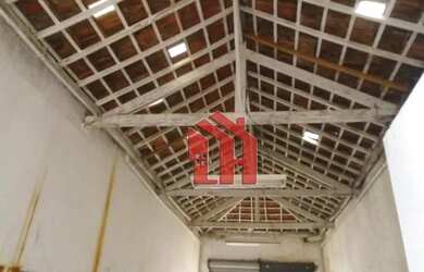 Imagem: O depósito possui 5 Vagas na garagem e 210m² de Área e está