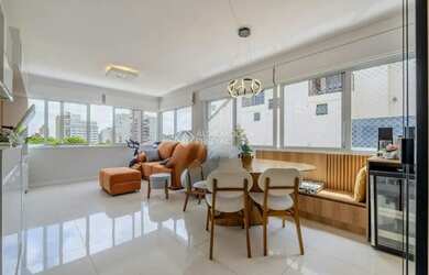 Imagem 4: APARTAMENTO MOBILIADO COM 3 QUARTOS, 4 VAGAS E 96.8M²