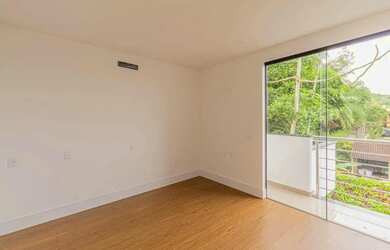 Imagem 14: Sobrado Geminado com 3 suíte(s) à venda no bairro SAGUACU em JOINVILLE, por R$ 1.490.000.0