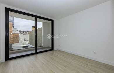 Imagem 16: Triplex em Condomínio em Santa Felicidade