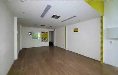 Imagem 3: Loja em Itaigara 42m² para o Sucesso do Seu Negócio em um Bairro Privilegiado