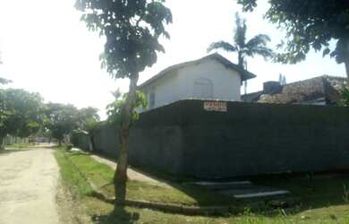 Imagem 2: Casa de esquina com piscina R$ 580 mil