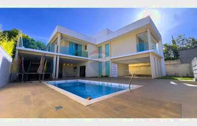 Imagem: A casa em condomínio possui 4 Dormitórios, 5 Banheiros, 4