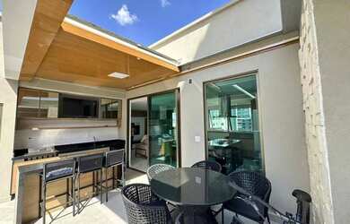 Imagem: O apartamento na cobertura possui 4 Dormitórios, 4 Banheiros