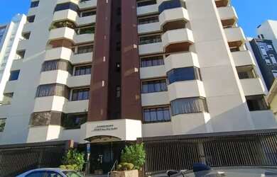 Imagem: O apartamento possui 4 Dormitórios, 4 Banheiros, 2 Vagas na