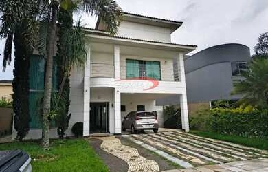 Imagem: A casa em condomínio possui 4 Dormitórios, 5 Banheiros, 2