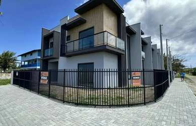 Imagem: A casa possui 3 Dormitórios, 2 Banheiros, 117m² de Área e