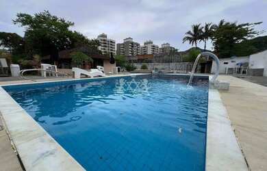 Imagem: A casa possui 1 Dormitório, 1 Banheiro, 1 Vaga na garagem