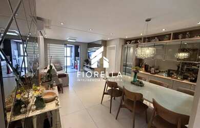 Imagem: O apartamento possui 3 Dormitórios, 4 Banheiros, 2 Vagas na