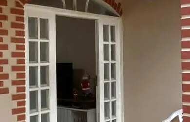 Imagem: Imóvel para venda tem 240 metros quadrados com 3 quartos em