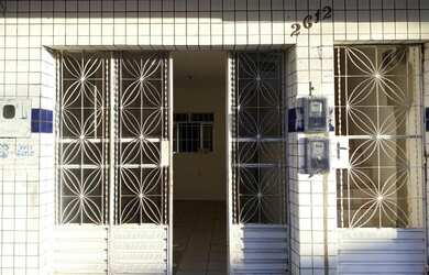 Imagem: A casa possui 1 Dormitório e 1 Banheiro e está localizado