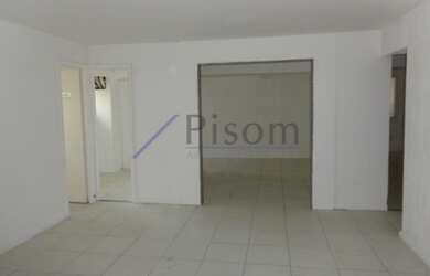 Imagem: O depósito possui 5 Vagas na garagem, 220m² de Área e está