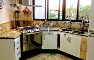 Imagem 10: 4 suites com vista total mar. 4 vagas de garagens e armários