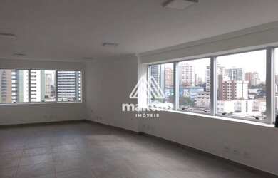 Imagem: O depósito possui 2 Vagas na garagem, 55m² de Área e está