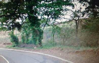 Imagem 3: D02-Saquarema,Morro da Cruz-Terreno plano c/617m² a 75m Avenida Saquarema