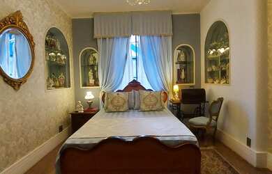 Imagem 3: Maravilhosa casa histórica a venda no Bairro Cosme Velho