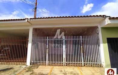 Imagem: A casa possui 2 Dormitórios, 2 Banheiros, 1 Vaga na garagem