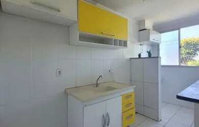 Imagem: O apartamento possui 2 Dormitórios, 1 Banheiro, 1 Vaga na garagem