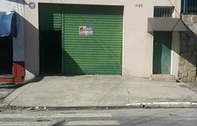 Imagem: O depósito possui 1 Vaga na garagem e 150m² de Área e está