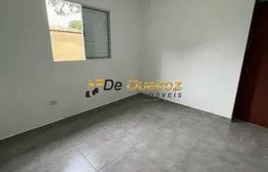 Imagem 2: Casa para venda tem 172 metros quadrados com 2 quartos em Regina Maria...