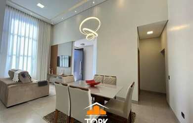 Imagem: A casa em condomínio possui 3 Dormitórios, 4 Banheiros, 2