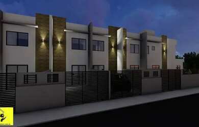 Imagem: A casa possui 2 Dormitórios, 1 Banheiro, 1 Vaga na garagem