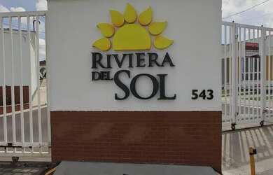 Imagem: A casa em condomínio possui 2 Dormitórios, 2 Banheiros, 2