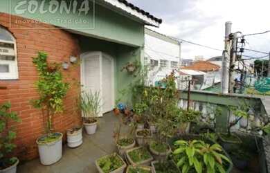 Imagem: A casa possui 3 Dormitórios, 3 Banheiros, 2 Vagas na garagem