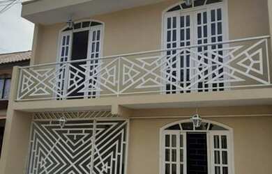 Imagem: A casa em condomínio possui 3 Dormitórios, 2 Banheiros, 1