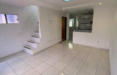 Imagem: O apartamento possui 2 Dormitórios, 2 Banheiros e está localizado