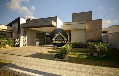 Imagem: A casa em condomínio à venda possui 3 Dormitórios, 1 Banheiro