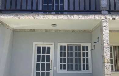 Imagem: A casa em condomínio possui 2 Dormitórios, 3 Banheiros, 1